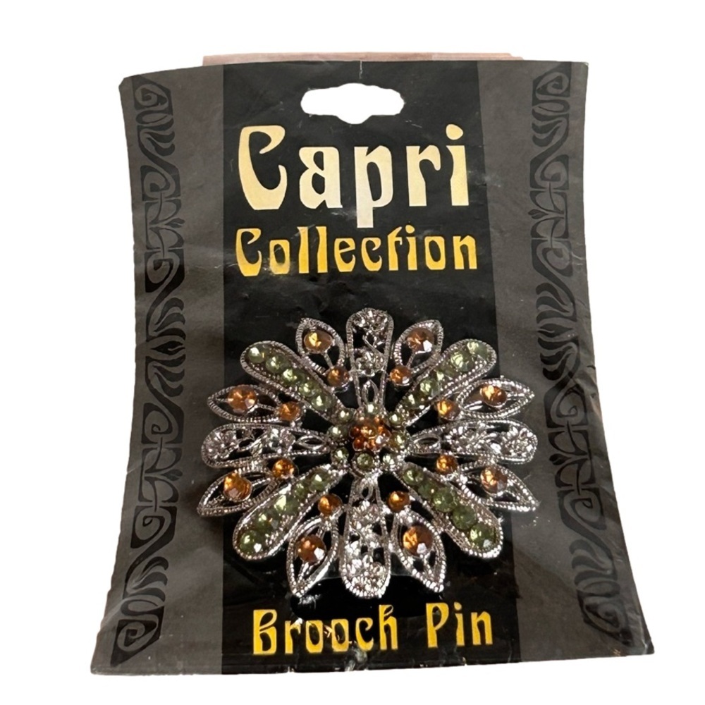Capri Collection  Vintage Pin Brooch Silver Tone Faux Amber And Green Stones 2”